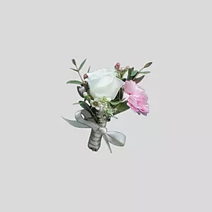 Bella Bellini | Boutonniere