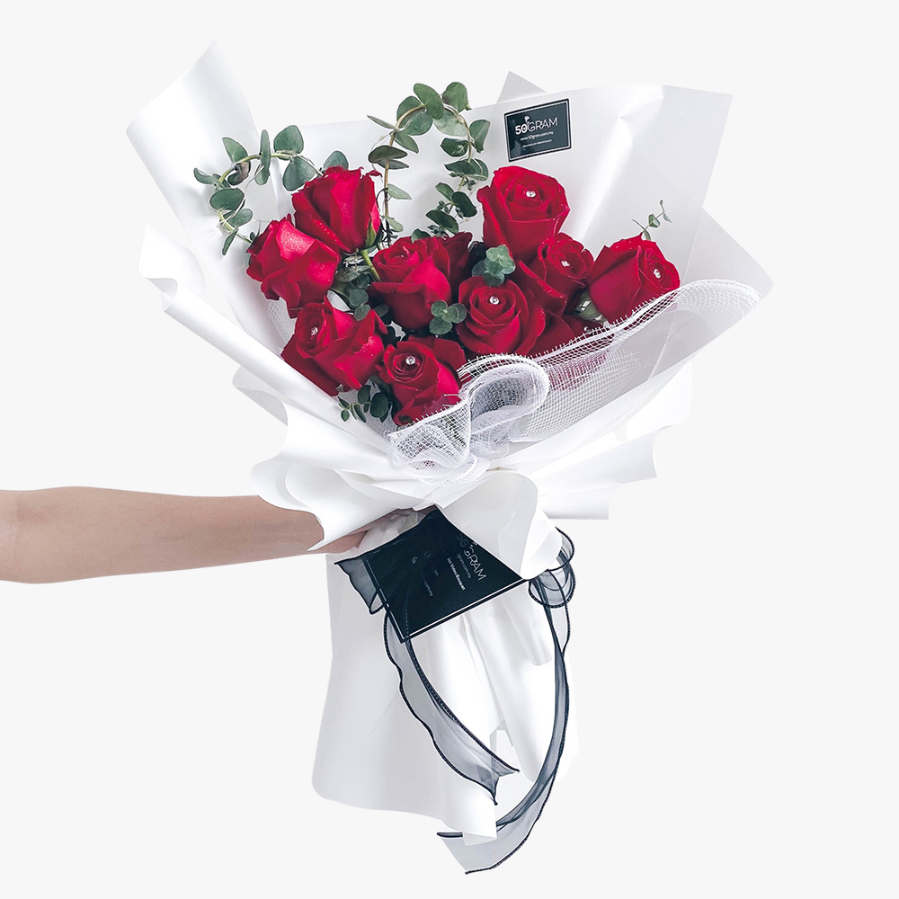 Freya – Red Roses Bouquet