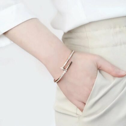 Roxanne Zirconia 1