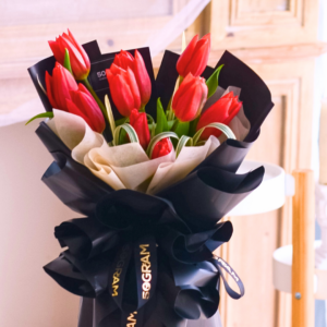 Kissed by Tulip hand bouquet, Red, Tulip, Red Tulip, Free Delivery, KL, Kuala Lumpur, Birthday, Surprise