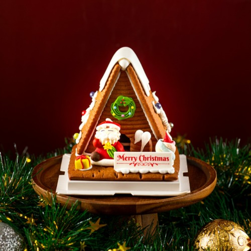 Gingerbread house 7