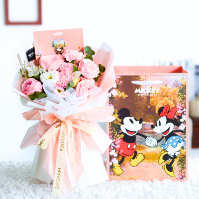 Minnie Pink Rose Hand Bouquet Minnie Pink Rose Bouquet Free Delivery KL & PJ Pink Rose, Brut Carnation, White Ping Pong, White Eustoma, Spray Carnation White, Eucalyptus Cinerea, Free Delivery, KL, Kuala Lumpur, Birthday, Surprise
