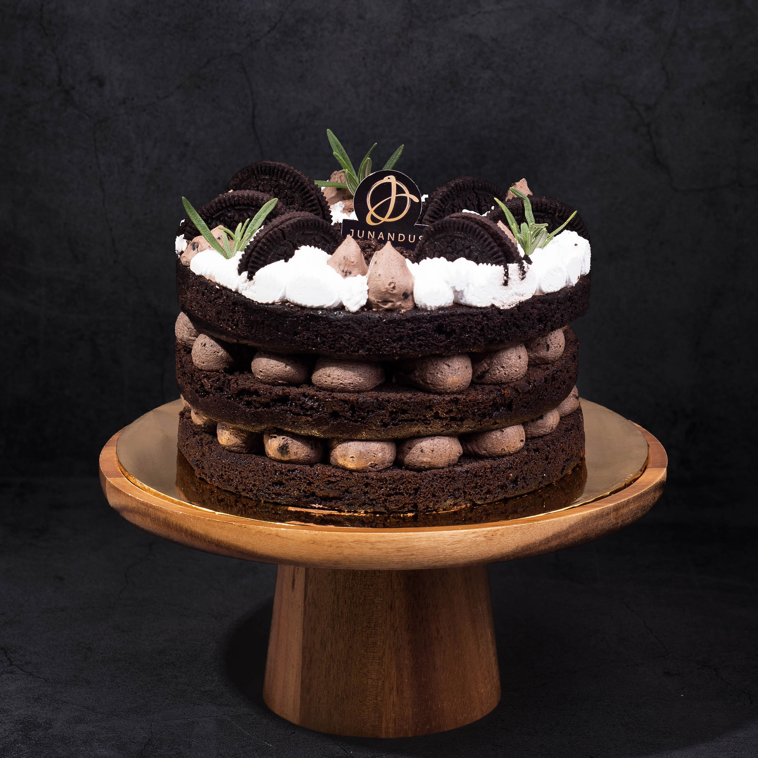 Oreo chocolate vegan naked cake 2 1