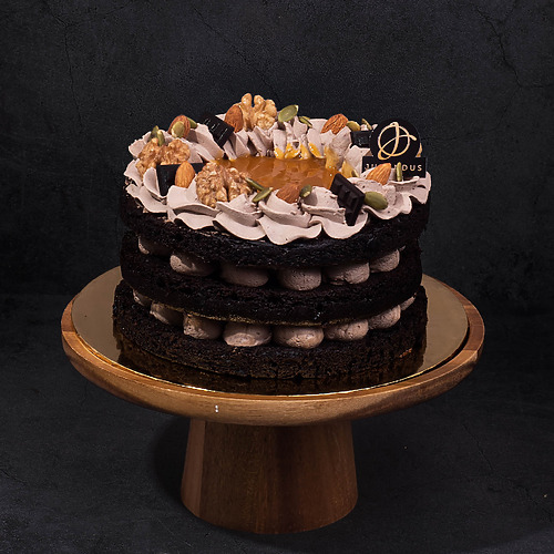 Salted caramel vegan naked cake 2 1