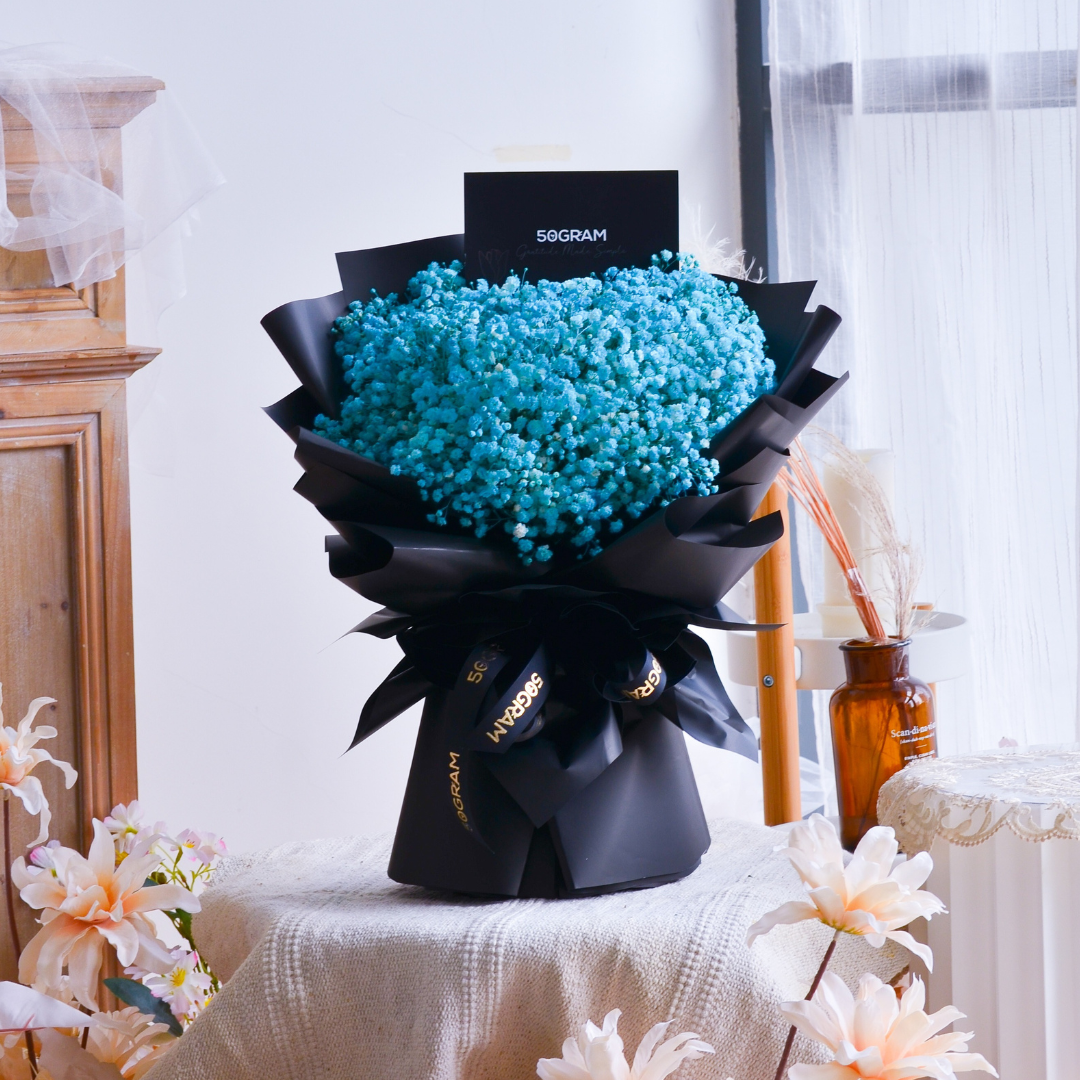Baby breath hand bouquet , free delivery, kl, kuala lumpur, birthday, surprise flower box free delivery