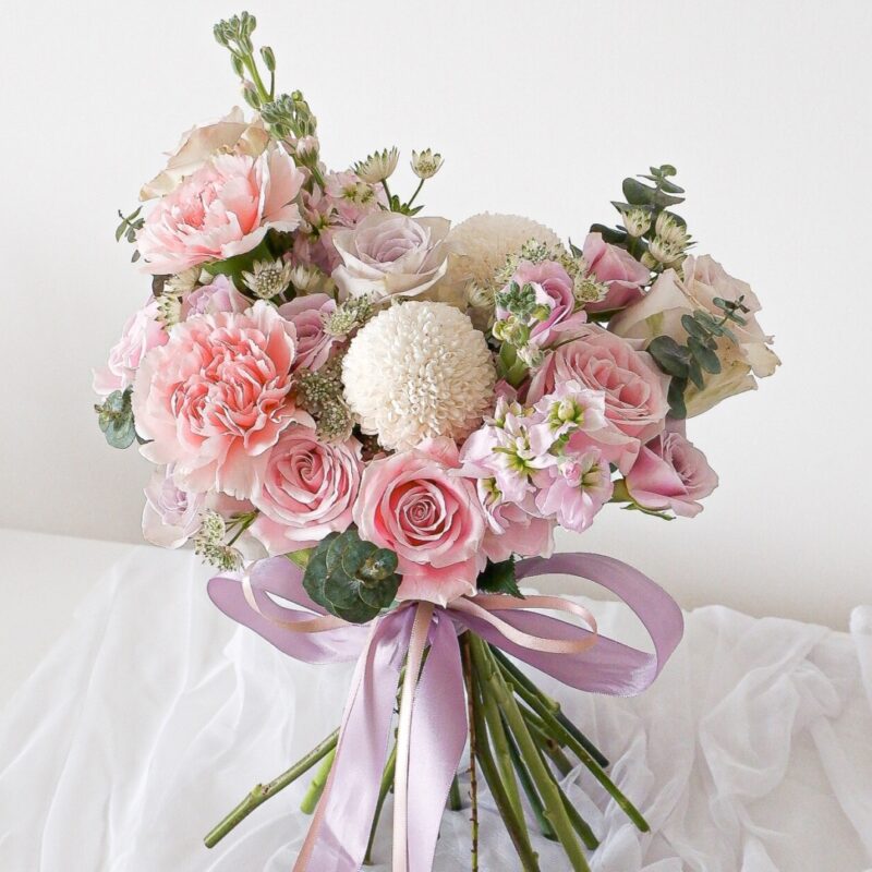 Pink rose, carnation, matthiola, bridal bouquet, bridal， wedding, free delivery, kl, kuala lumpur