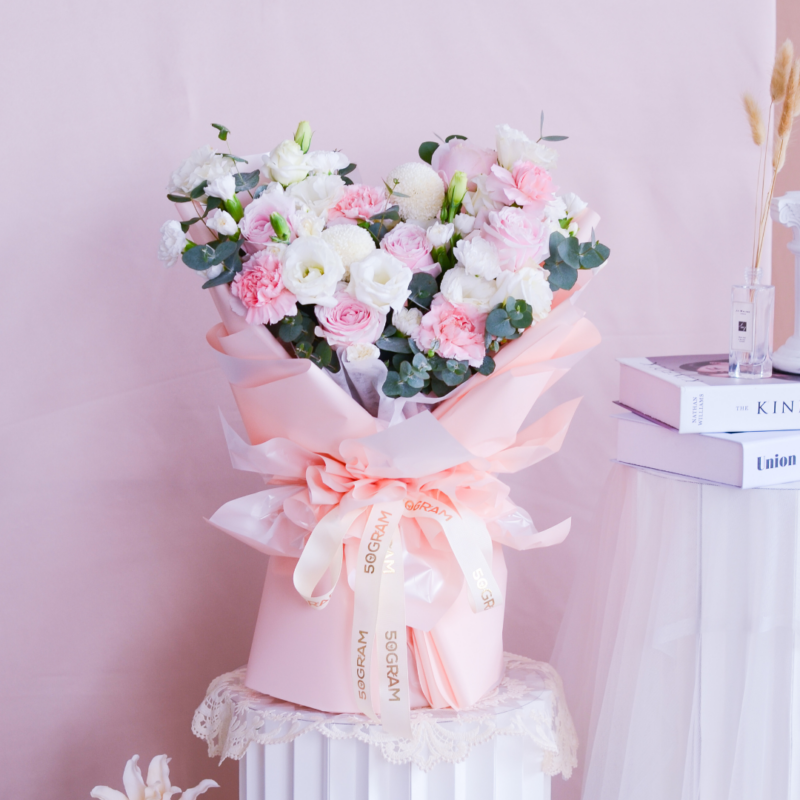 Sensual bloom valentine flower bouquet (m) free delivery kl & pj