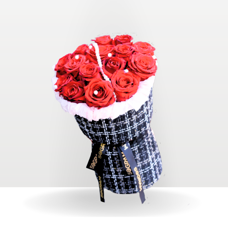 Scarlet Love Russian Style Red Roses Bouquet Free Delivery to KL/PJ