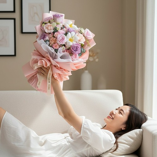 Violet charm posy fp 2