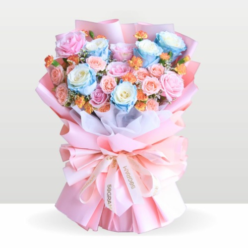 Candy sky bloom valentine hand bouquet 1