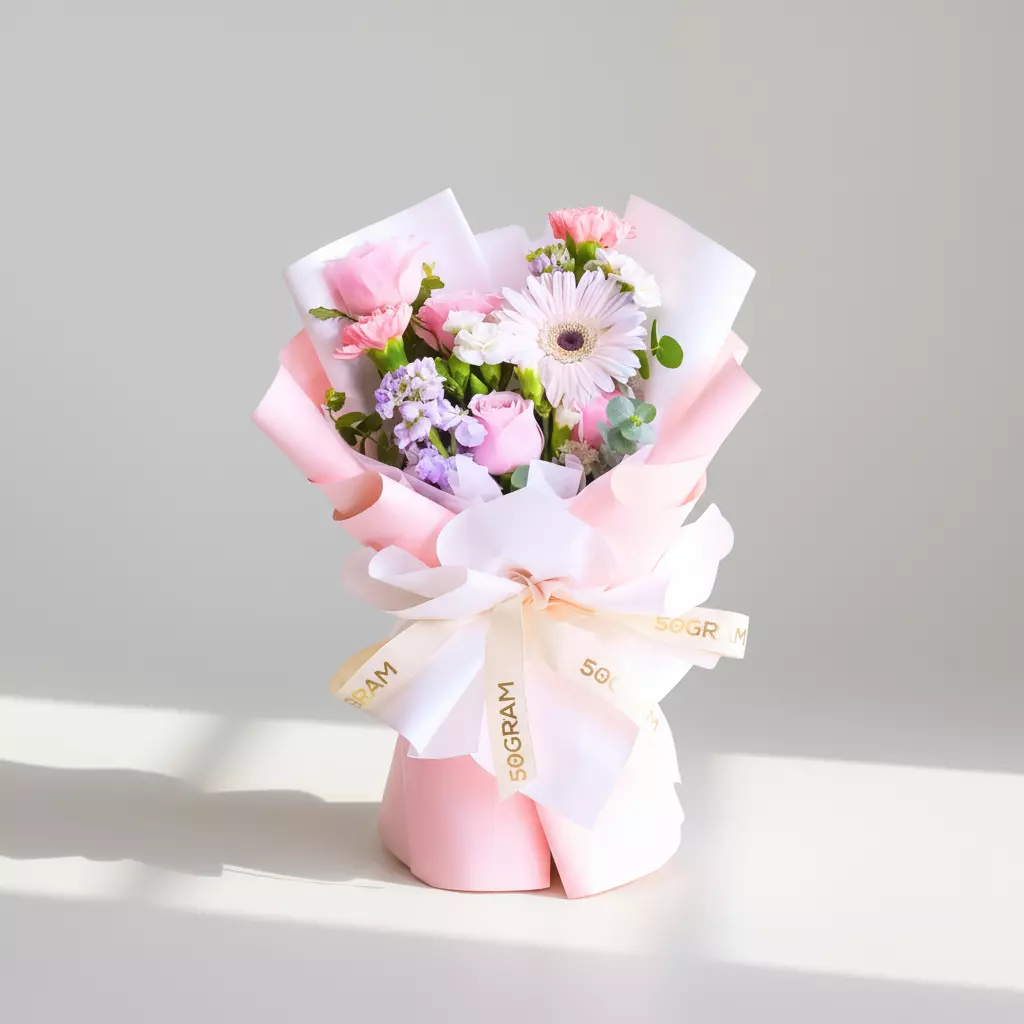 Darling Delight Girlfriend's Day Hand Bouquet