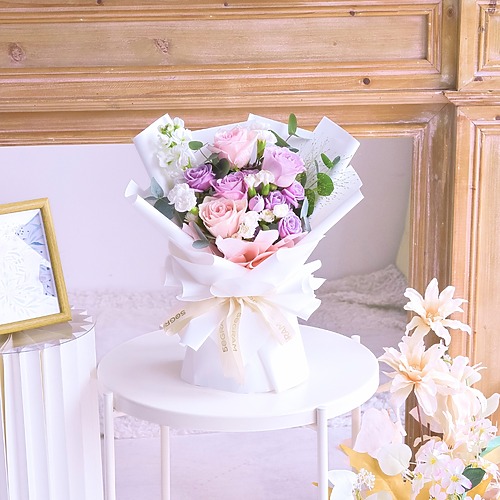 Lovely Blush Regular 2