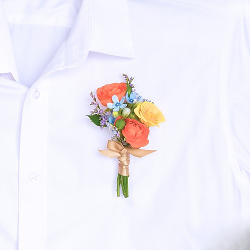 Radiant love boutonniere