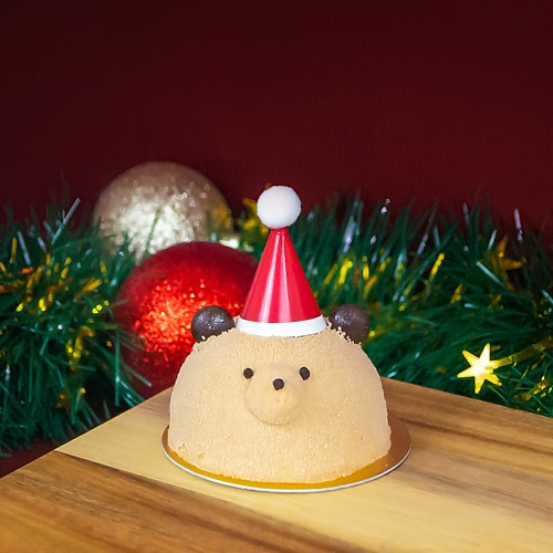 Merry bear mini cake 1