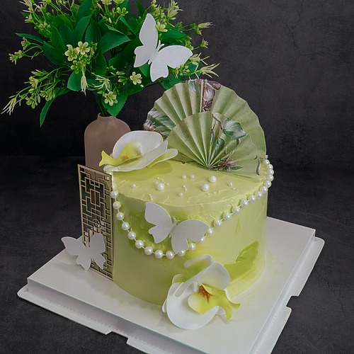 Oriental Opulence Designer Cake 2 1