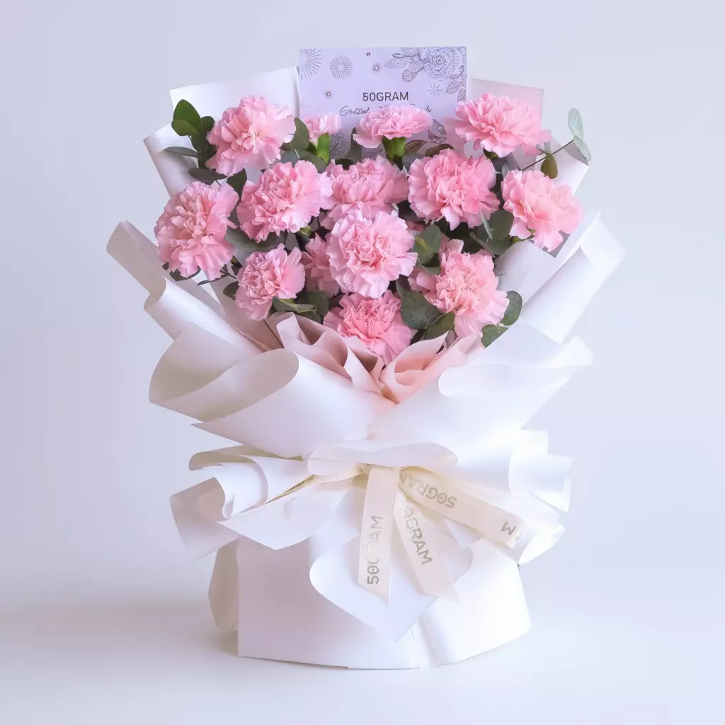 For The Queen Hand Bouquet - Medium