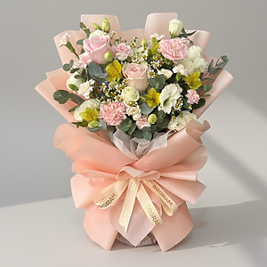 For The Queen Hand Bouquet - Medium