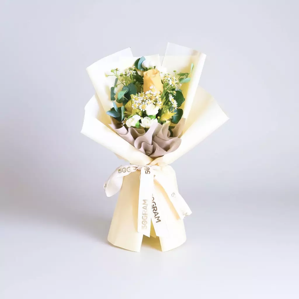 Honey Hug Yellow Rose Hand Bouquet