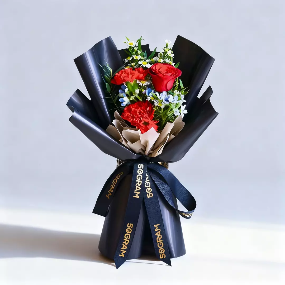 Rosette Rouge Red Roses Hand Bouquet
