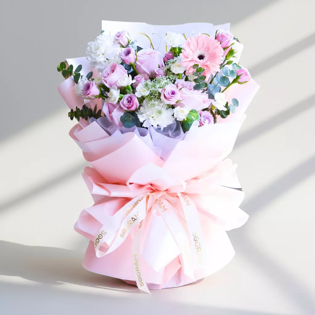 Soft Spark Qi Xi Hand Bouquet