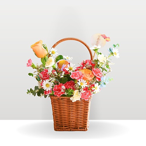 Lunar bloom basket 1