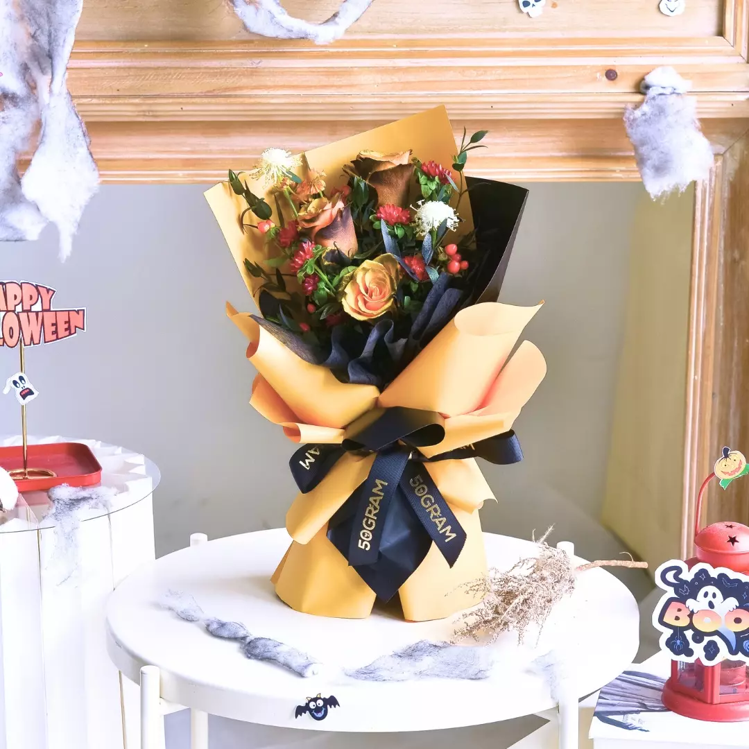 Pumpkin Kiss Orange Roses Hand Bouquet